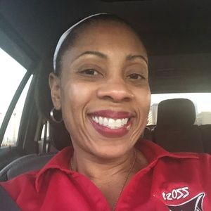 Meet your Posher, Veronica